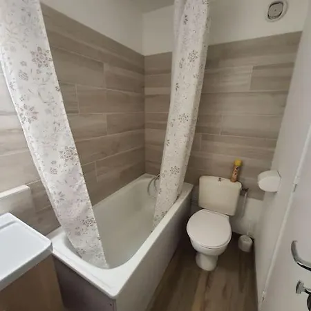 Joli T2 Au Pied Des Pistes, Parking Couvert, Wifi